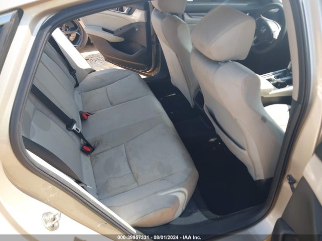 Honda ACCORD LX 2018 1HGCV1F12JA162410 Image 8