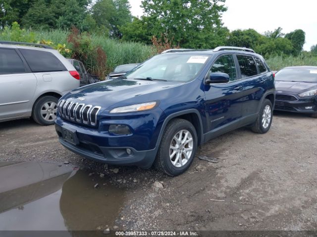 1C4PJMCX9JD558080 Jeep Cherokee Latitude 4x4