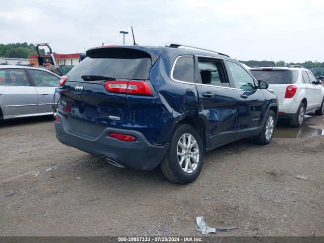 1C4PJMCX9JD558080 Jeep Cherokee Latitude 4x4