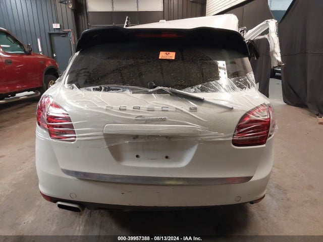 Продаж на аукціоні авто 2013 Porsche Cayenne, vin: WP1AA2A29DLA03110, номер лоту: 39957388