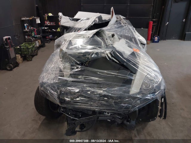 Продаж на аукціоні авто 2013 Porsche Cayenne, vin: WP1AA2A29DLA03110, номер лоту: 39957388