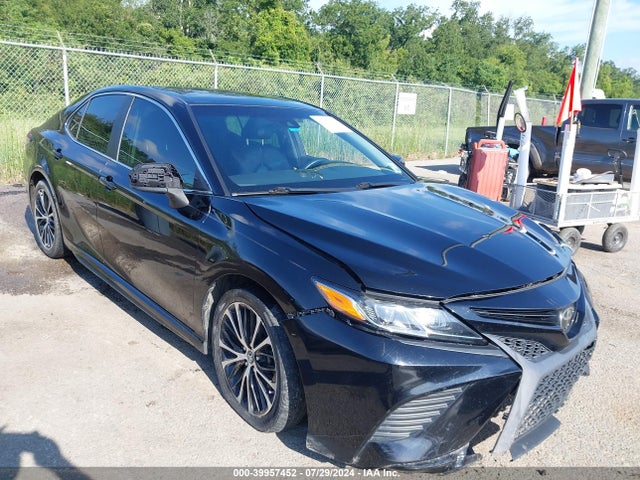 Toyota CAMRY SE 2018 4T1B11HK7JU670426 main image