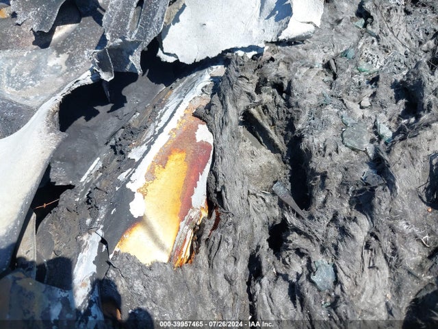 2011 JAGUAR XF SAJWA0GB5BLR86031 Photo 8