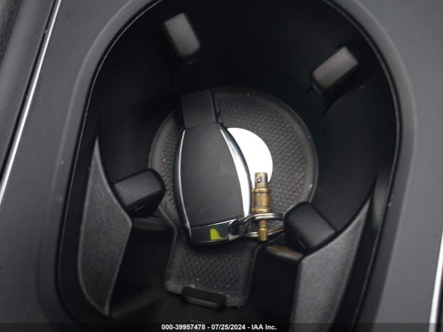 WDDSJ4EB3JN675343 Mercedes-Benz CLA 250