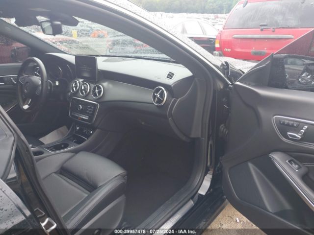 WDDSJ4EB3JN675343 Mercedes-Benz CLA 250