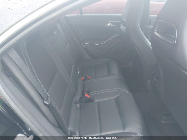 WDDSJ4EB3JN675343 Mercedes-Benz CLA 250