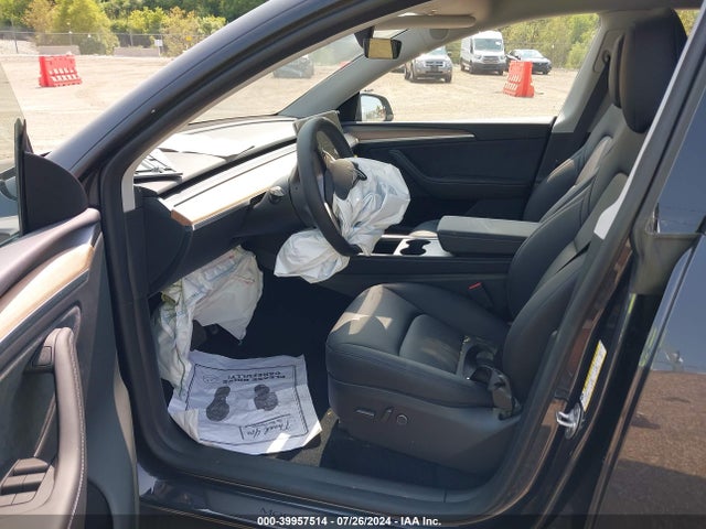 2024 TESLA MODEL Y 7SAYGDEE9RA226501 Photo 4