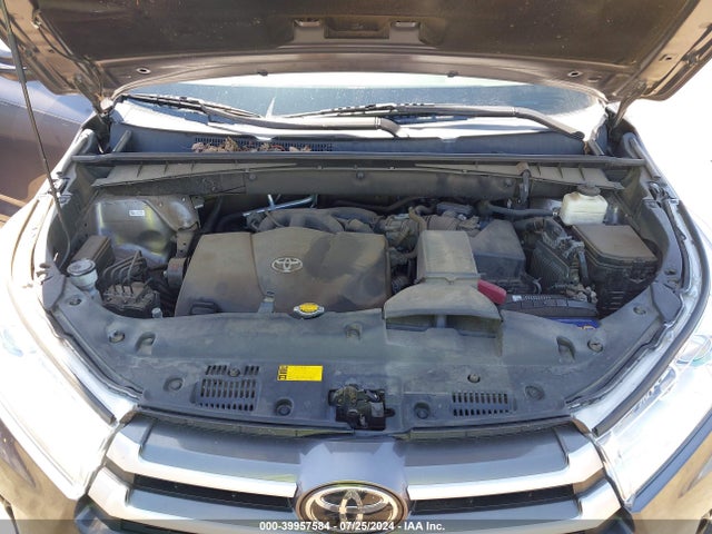 Toyota Highlander Le/le Plus 2017 5TDBZRFH5HS421284 Image 10