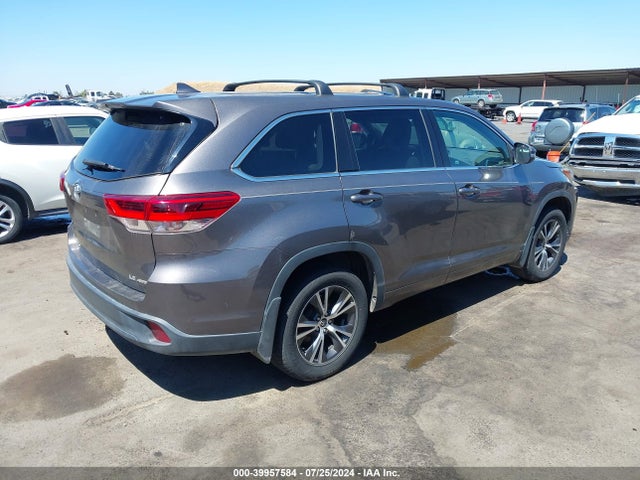 Toyota Highlander Le/le Plus 2017 5TDBZRFH5HS421284 Image 4