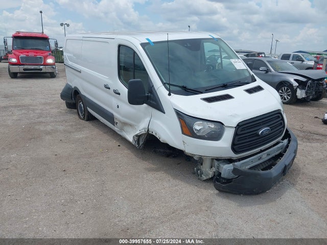 Ford Transit-250 2017 1FTYR1YM5HKB43306 Image 1