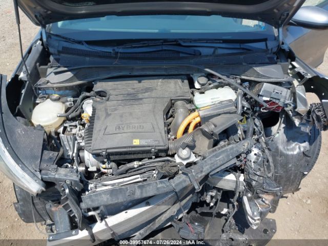 KNDCB3LC4H5057363 KIA NIRO LX