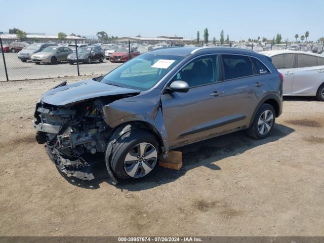 KNDCB3LC4H5057363 KIA NIRO LX