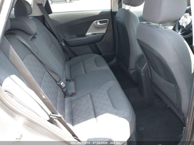 KNDCB3LC4H5057363 KIA NIRO LX