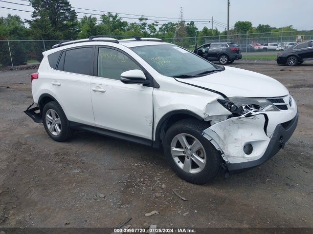 Toyota Rav4 Xle 2014 JTMWFREV1EJ023418 main image
