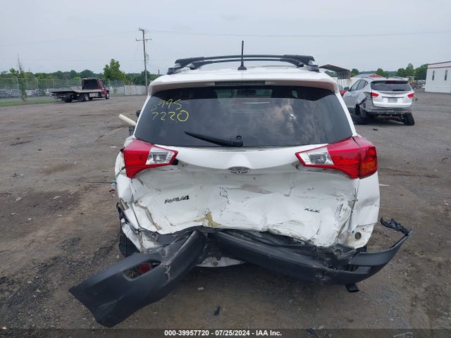 Toyota Rav4 Xle 2014 JTMWFREV1EJ023418 Image 16