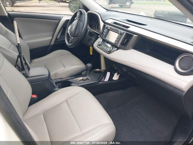 Toyota Rav4 Xle 2014 JTMWFREV1EJ023418 Image 5