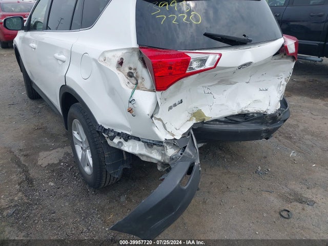 Toyota Rav4 Xle 2014 JTMWFREV1EJ023418 Image 6