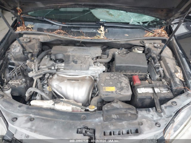 4T1BF1FK2FU037280 Toyota CAMRY SE