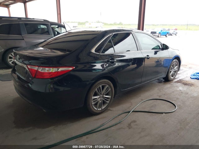 4T1BF1FK2FU037280 Toyota CAMRY SE