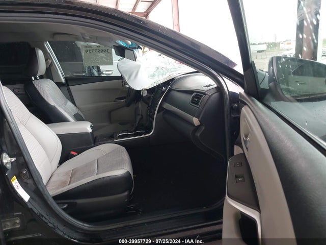 4T1BF1FK2FU037280 Toyota CAMRY SE