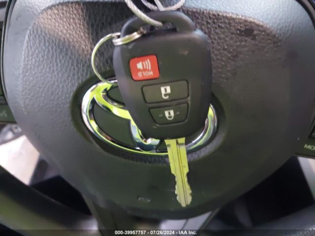 7MUAAAAG1PV050437 Toyota Corolla Cross L