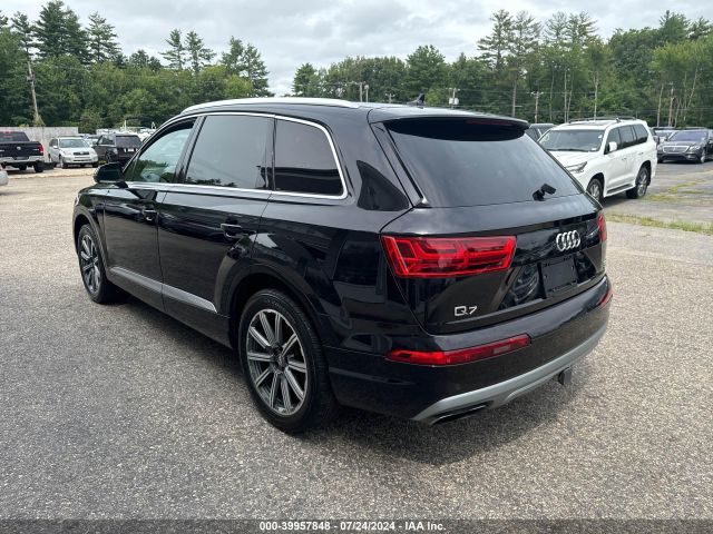 WA1LAAF76HD008722 Audi Q7 Premium Plus