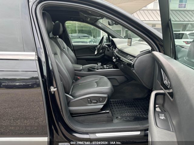 WA1LAAF76HD008722 Audi Q7 Premium Plus