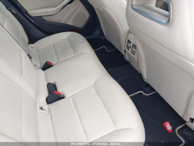 WDDSJ4GBXKN764891 Mercedes-Benz CLA 250 4MATIC