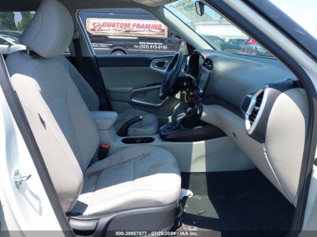KNDJ23AU7L7701356 KIA SOUL LX