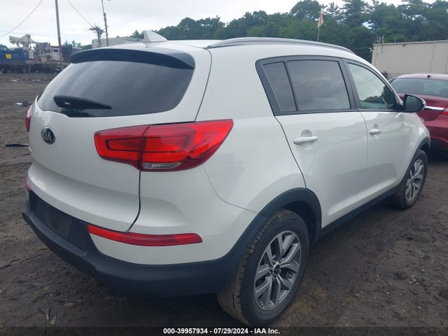 KIA Sportage Lx 2015 KNDPB3AC8F7699753 Image 4
