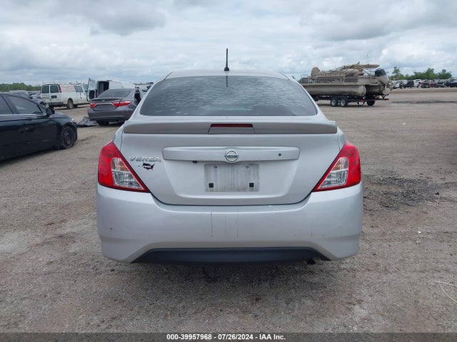 Nissan Versa 1.6 S+ 2018 3N1CN7AP4JL886267 Image 17