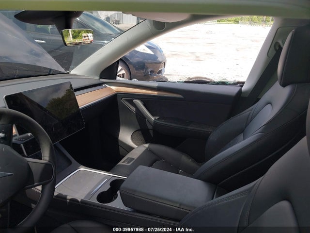 7SAYGDEF7PF978979 Tesla Model Y Awd/performance Dual Motor All-wheel Drive