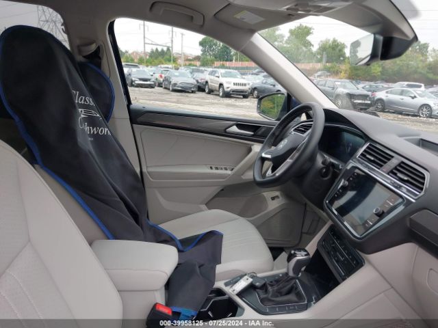 3VV3B7AX4PM093979 Volkswagen Tiguan 2.0t Se
