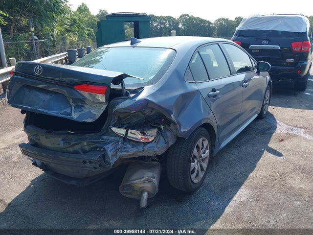 Toyota COROLLA LE 2022 JTDEPMAE9N3022149 Image 4