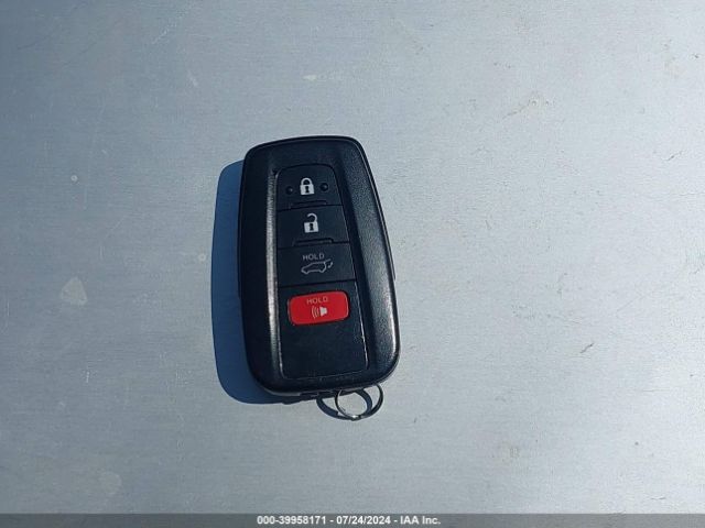 JTMC1RFV6KD035901 Toyota Rav4 Xle Premium