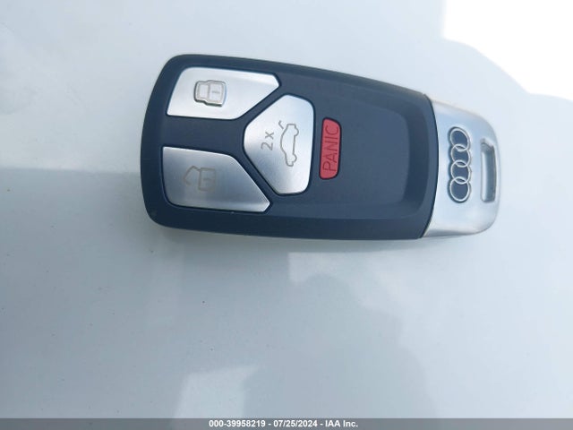 WA1BNAFY0K2074369 Audi Q5 45 Premium