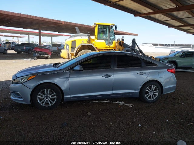 Hyundai Sonata 2017 5NPE24AF0HH471445 Image 14