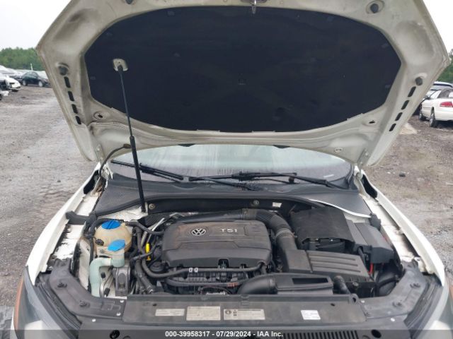1VWCT7A39EC054437 Volkswagen Passat 1.8t Sel Premium