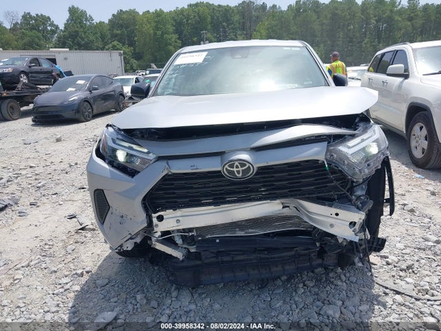 Toyota RAV4 LE 2024 2T3H1RFV1RW321657 Image 12