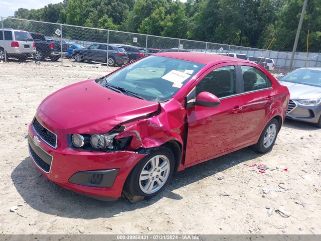 Chevrolet Sonic Lt Auto 2015 1G1JC5SH2F4218804 Image 2