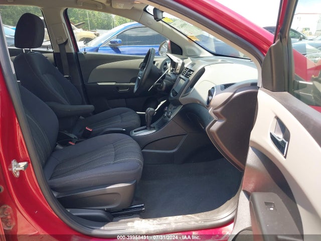 Chevrolet Sonic Lt Auto 2015 1G1JC5SH2F4218804 Image 5