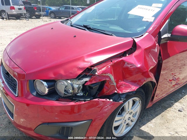 Chevrolet Sonic Lt Auto 2015 1G1JC5SH2F4218804 Image 6