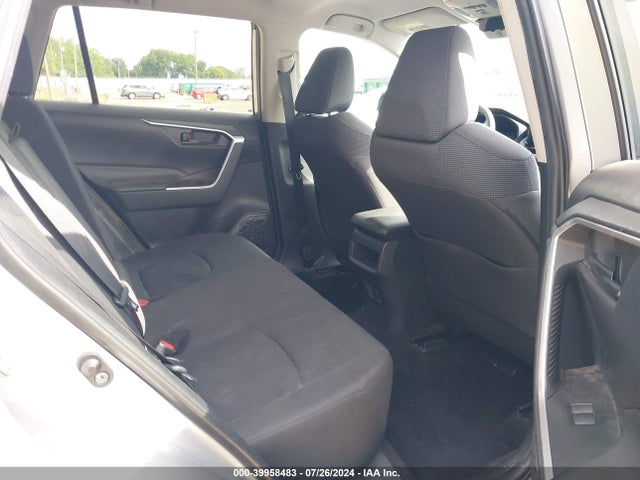 Toyota RAV4 LE 2019 2T3H1RFV2KW036603 Image 8
