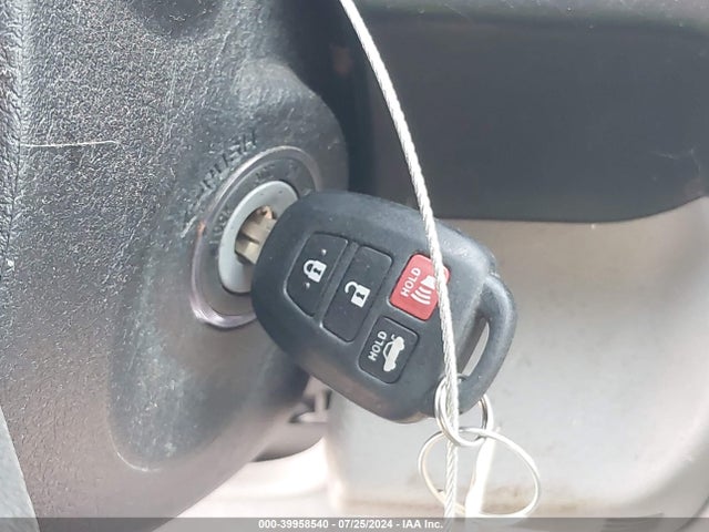 Toyota CAMRY LE 2016 4T1BF1FK3GU240082 Image 11