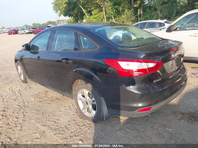 Ford FOCUS SE 2014 1FADP3F29EL388994 Image 3