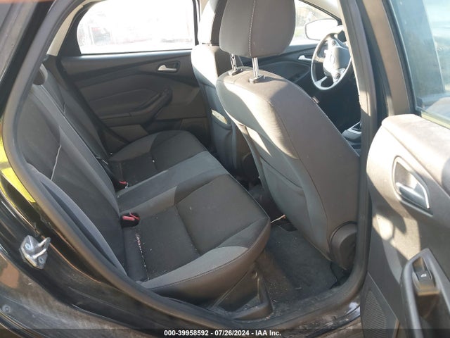 Ford FOCUS SE 2014 1FADP3F29EL388994 Image 8