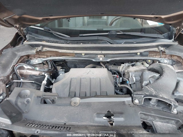 JA4AT5AA8JZ039412 Mitsubishi Eclipse Cross Sel