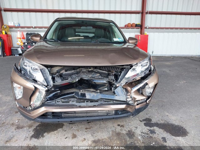 JA4AT5AA8JZ039412 Mitsubishi Eclipse Cross Sel