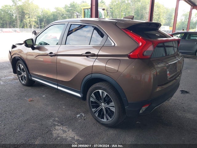 JA4AT5AA8JZ039412 Mitsubishi Eclipse Cross Sel