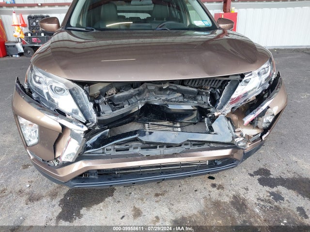 JA4AT5AA8JZ039412 Mitsubishi Eclipse Cross Sel